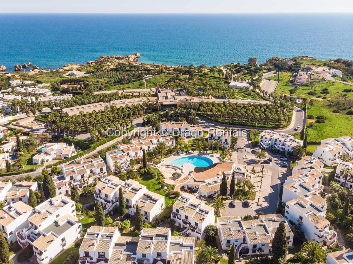 Coastal Retreat With Pool And Beach Access By Drago Rentals Albufeira Eksteriør billede