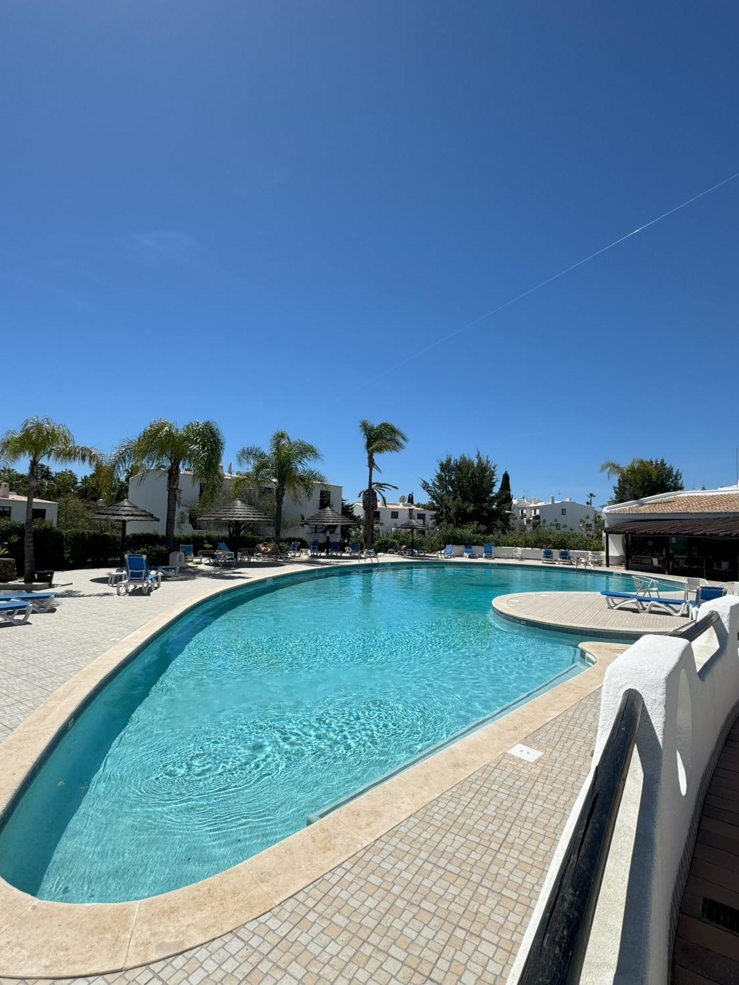 Coastal Retreat With Pool And Beach Access By Drago Rentals Albufeira Eksteriør billede