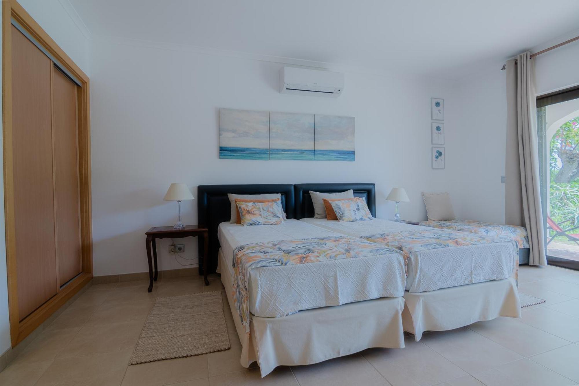 Coastal Retreat With Pool And Beach Access By Drago Rentals Albufeira Eksteriør billede